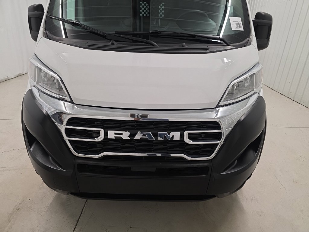 Used 2025 RAM ProMaster 2500 w/ U-Haul Equipment Group FWD image 8