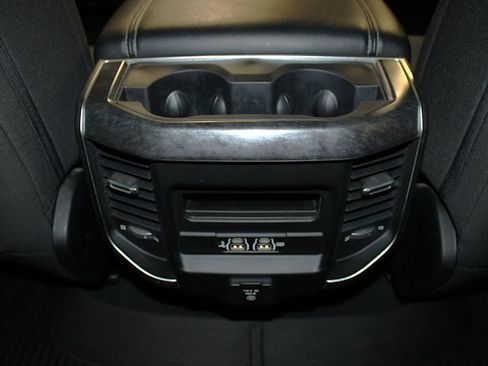 Certified 2019 RAM 1500 Big Horn AWD/4WD image 37