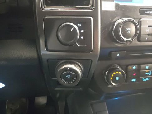 Used 2018 Ford F150 XLT w/ Equipment Group 302A Luxury image 17