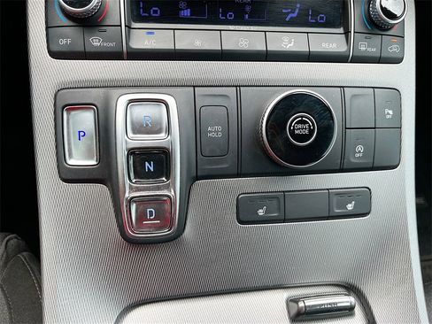 Used 2022 Hyundai Palisade SEL w/ Cargo Package image 16