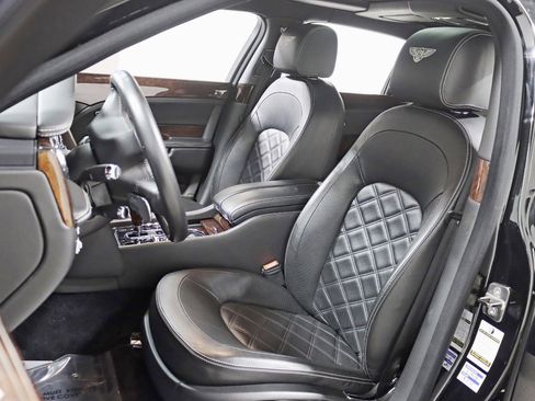 Used 2016 Bentley Mulsanne Speed image 23