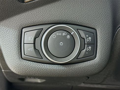 Used 2018 Ford Escape Titanium w/ Ford Safe & Smart Package AWD/4WD image 14