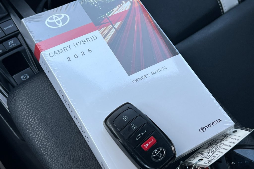 Certified 2026 Toyota Camry SE w/ Convenience Package FWD image 12