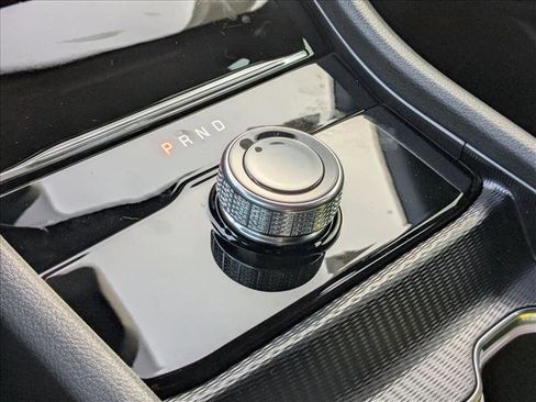 New 2025 Jeep Grand Cherokee Altitude image 12