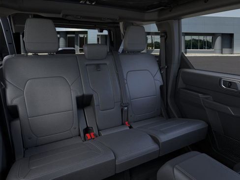 New 2025 Ford Bronco Outer Banks image 11