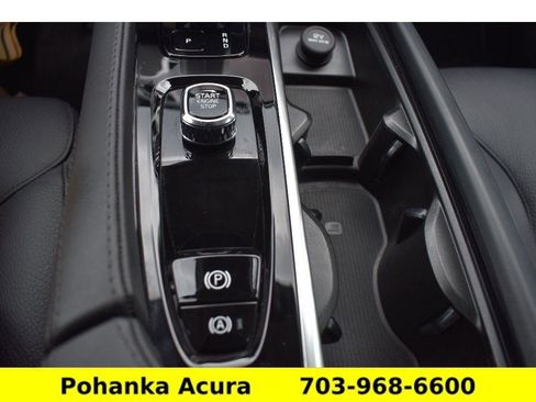 Used 2024 Volvo XC90 T8 Plus AWD/4WD image 18
