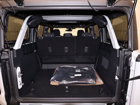 New 2026 Ford Bronco 4-Door image 27