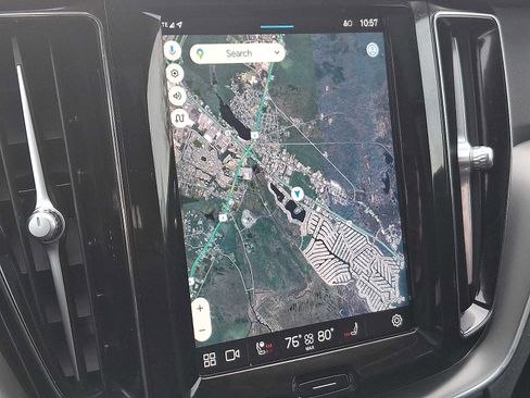 Used 2024 Volvo XC60 B5 Core w/ Climate Package image 21