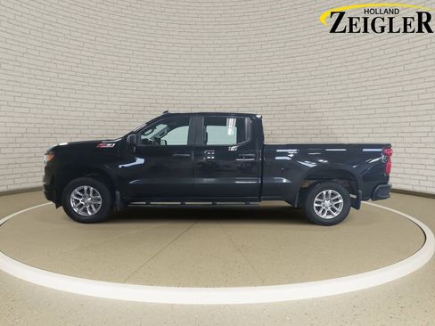 Used 2024 Chevrolet Silverado 1500 W/T w/ Z71 Off-Road Package image 8