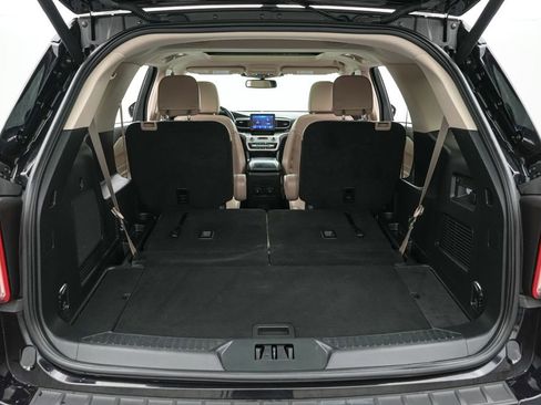 Certified 2023 Ford Explorer XLT w/ Equipment Group 202A AWD/4WD image 23