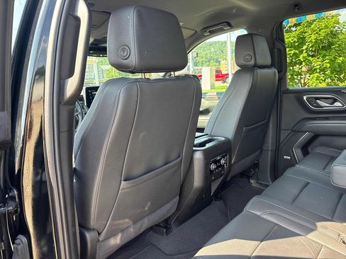 Used 2024 Chevrolet Tahoe LT AWD/4WD image 23