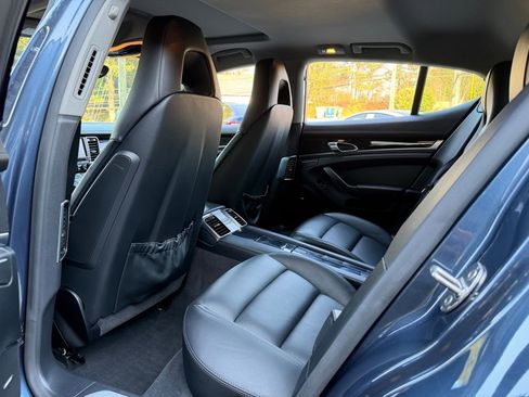 Used 2015 Porsche Panamera image 30