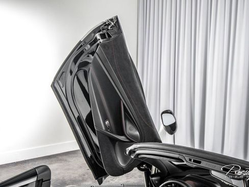 Used 2022 McLaren 720S Spider image 36