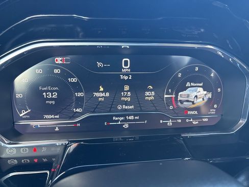 Used 2025 GMC Sierra 1500 Elevation image 21