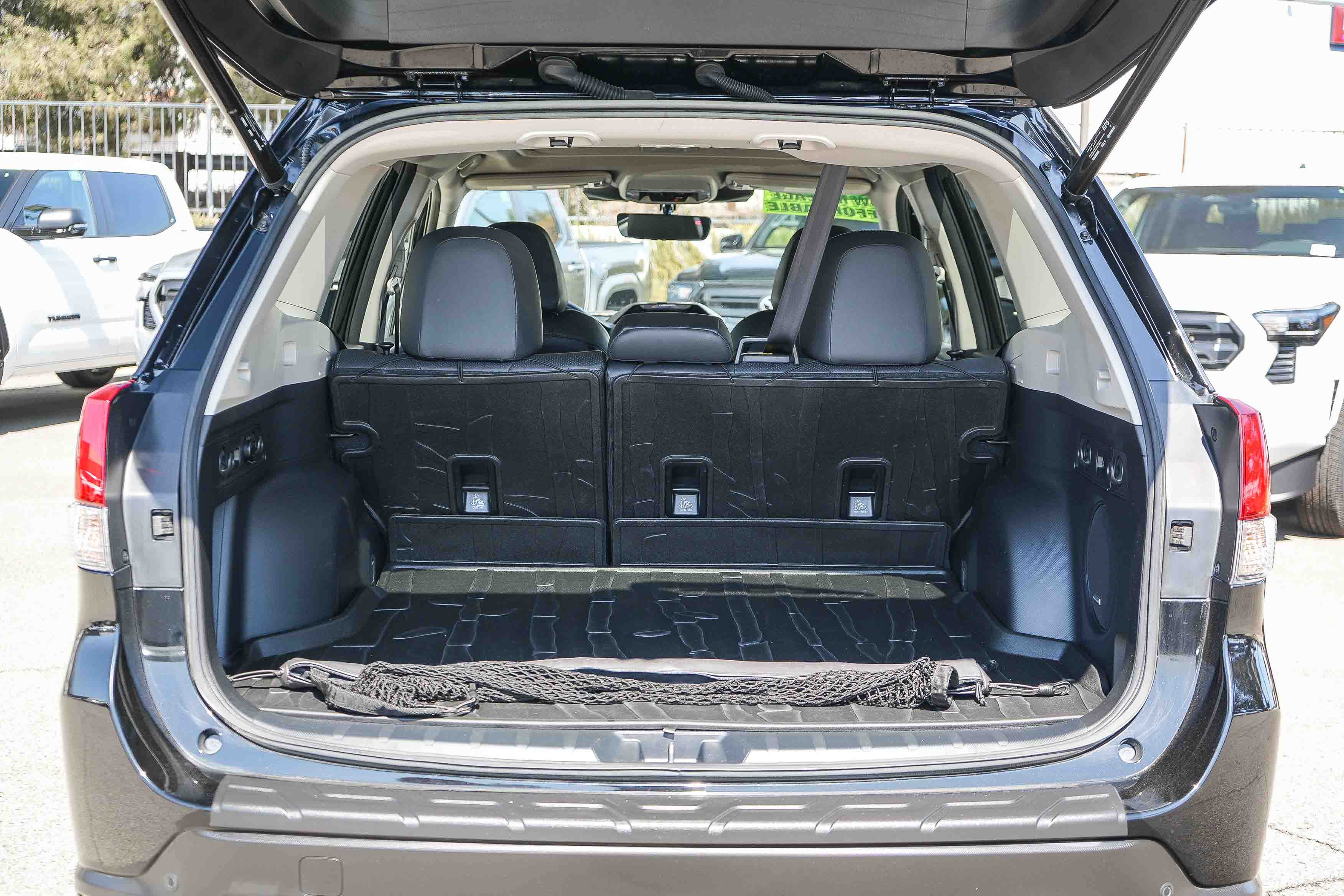 Used 2024 Subaru Forester Touring w/ Convenience Package AWD/4WD image 27