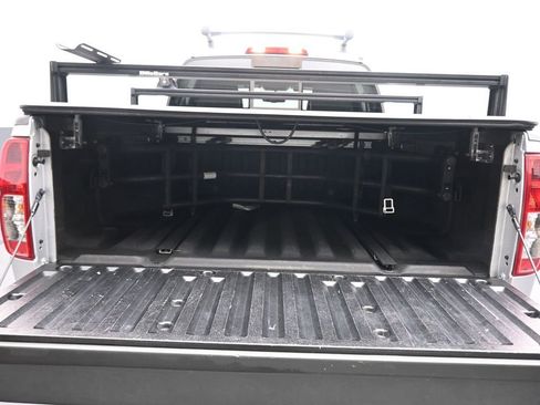 Used 2021 Nissan Frontier PRO-4X w/ Pro-4x Utility Package image 49