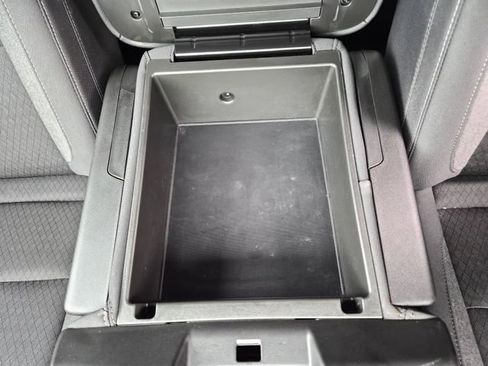 Used 2024 GMC Sierra 1500 Elevation image 33