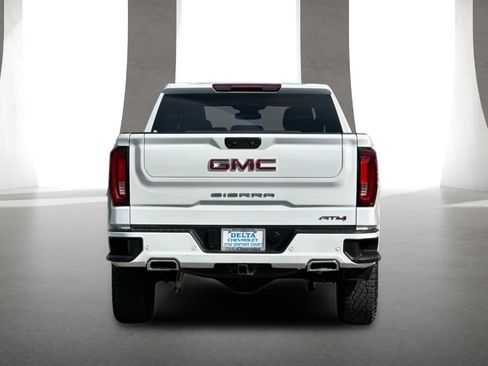 Used 2025 GMC Sierra 1500 AT4 image 5