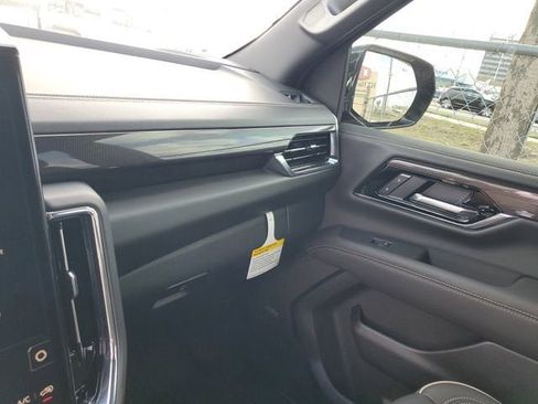 New 2026 GMC Yukon Elevation image 25