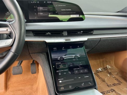 Used 2023 Lucid Air Touring image 30