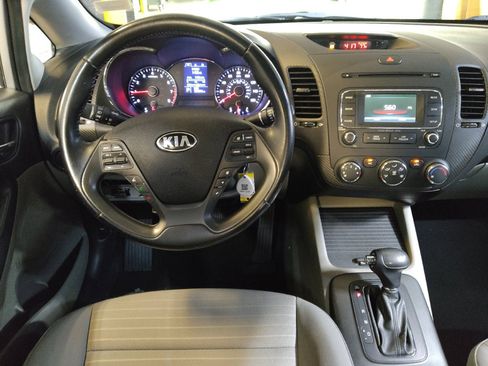 Used 2016 Kia Forte EX FWD image 22