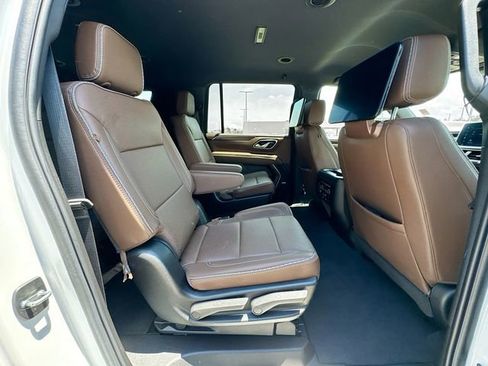 Used 2024 Chevrolet Suburban High Country w/ Advanced Technology Package AWD/4WD image 49