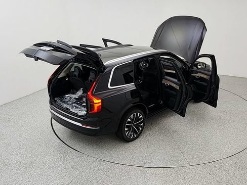 New 2026 Volvo XC90 T8 Plus w/ Protection Package Premier AWD/4WD image 40