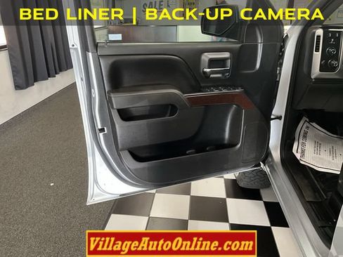 Used 2017 GMC Sierra 1500 SLE w/ SLE Value Package AWD/4WD image 12