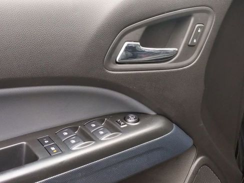 Used 2018 Chevrolet Colorado Z71 image 7