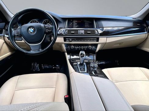 Used 2016 BMW 528i xDrive Sedan w/ Premium Package AWD/4WD image 18