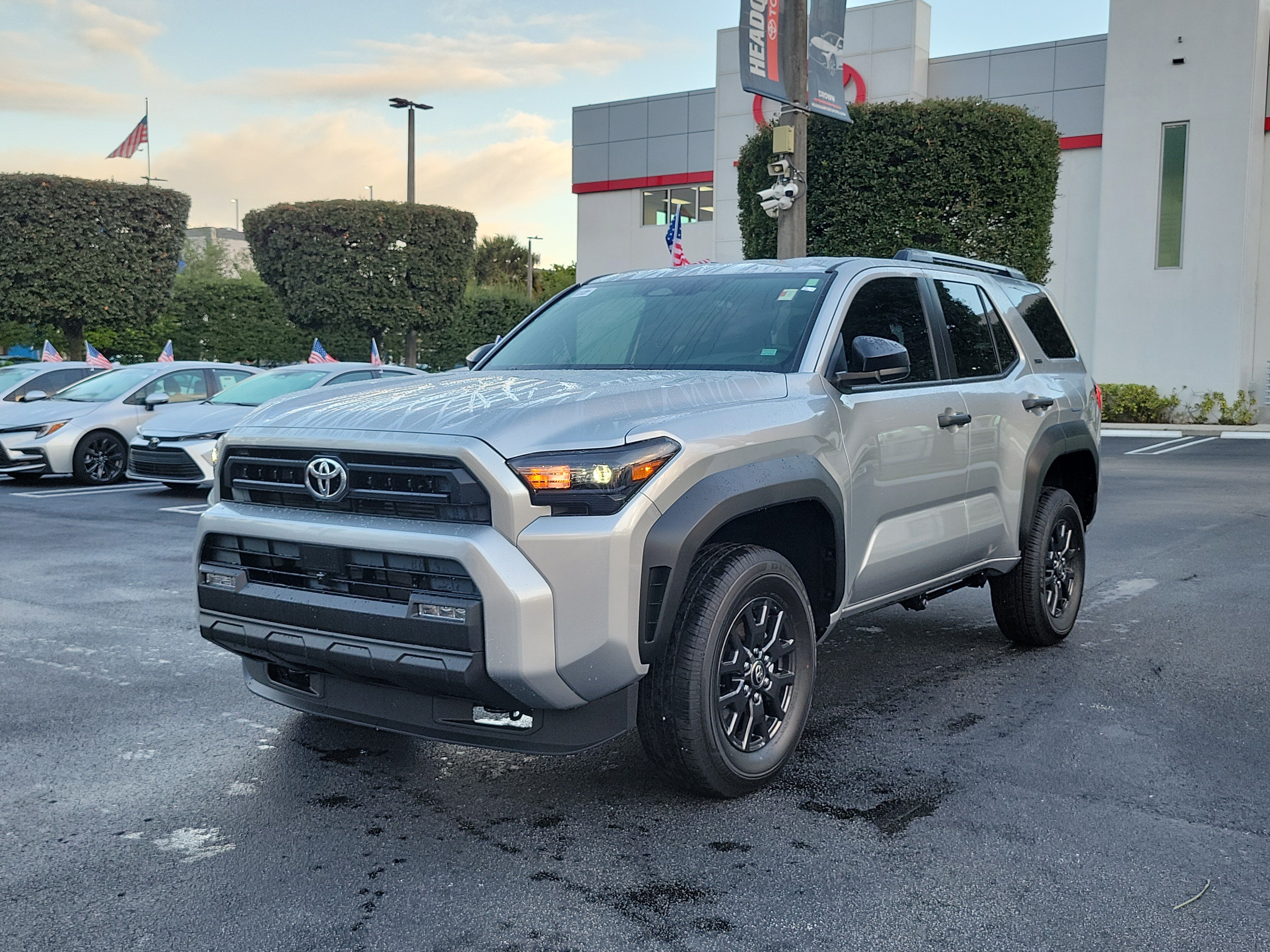 Used 2026 Toyota 4Runner SR5 AWD/4WD image 6