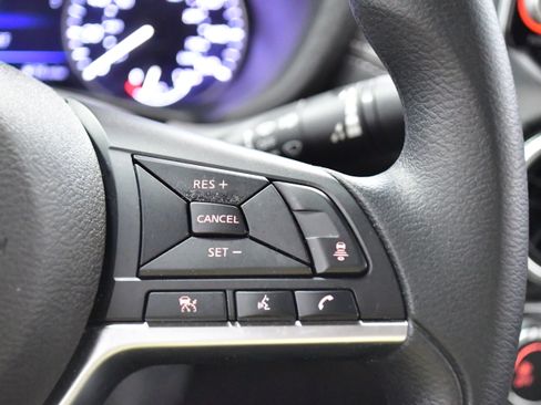 Used 2025 Nissan Sentra SV FWD image 22