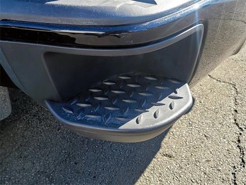 Used 2017 GMC Sierra 1500 SLE w/ SLE Value Package image 12