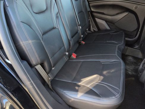 Used 2025 Ford Mustang Mach-E Premium image 21