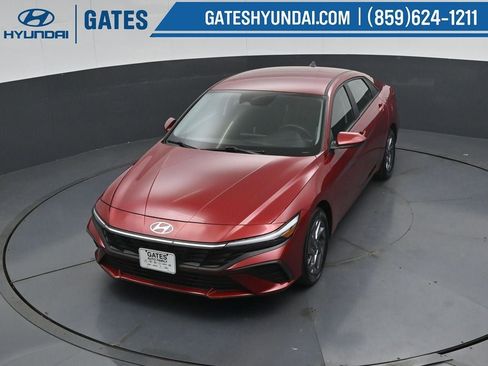 Certified 2024 Hyundai Elantra SEL FWD image 50