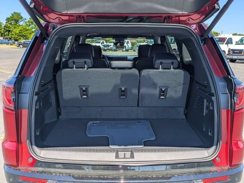 New 2026 GMC Acadia Denali Ultimate AWD/4WD image 32