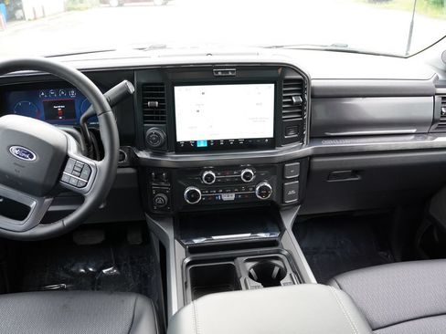 Certified 2026 Ford F350 Lariat w/ Tremor Off-Road Package AWD/4WD image 22