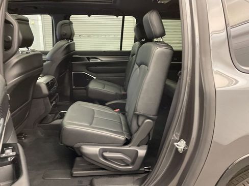 New 2026 Jeep Grand Wagoneer L Limited image 21