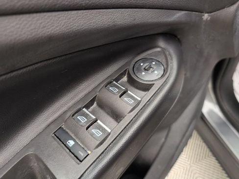 Used 2019 Ford Escape SEL FWD image 32