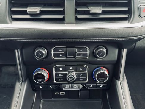 Used 2022 Chevrolet Suburban Z71 w/ Z71 Off-Road Package image 28