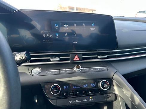 Used 2024 Hyundai Elantra SEL FWD image 20