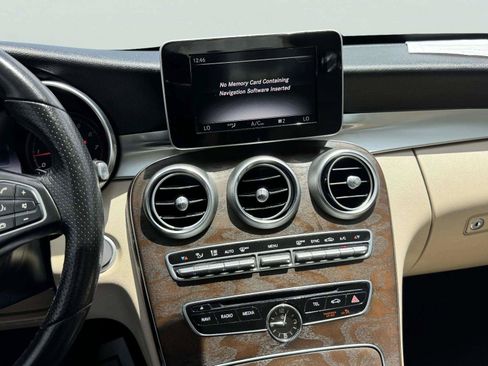 Used 2017 Mercedes-Benz C 300 Sedan image 30