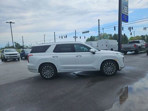 Used 2023 Hyundai Palisade Calligraphy AWD/4WD image 5