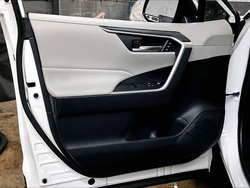 Used 2019 Toyota RAV4 XLE Premium w/ Cold Weather Package image 25