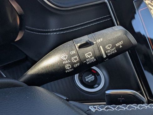 Used 2023 Jeep Grand Cherokee L Laredo image 24