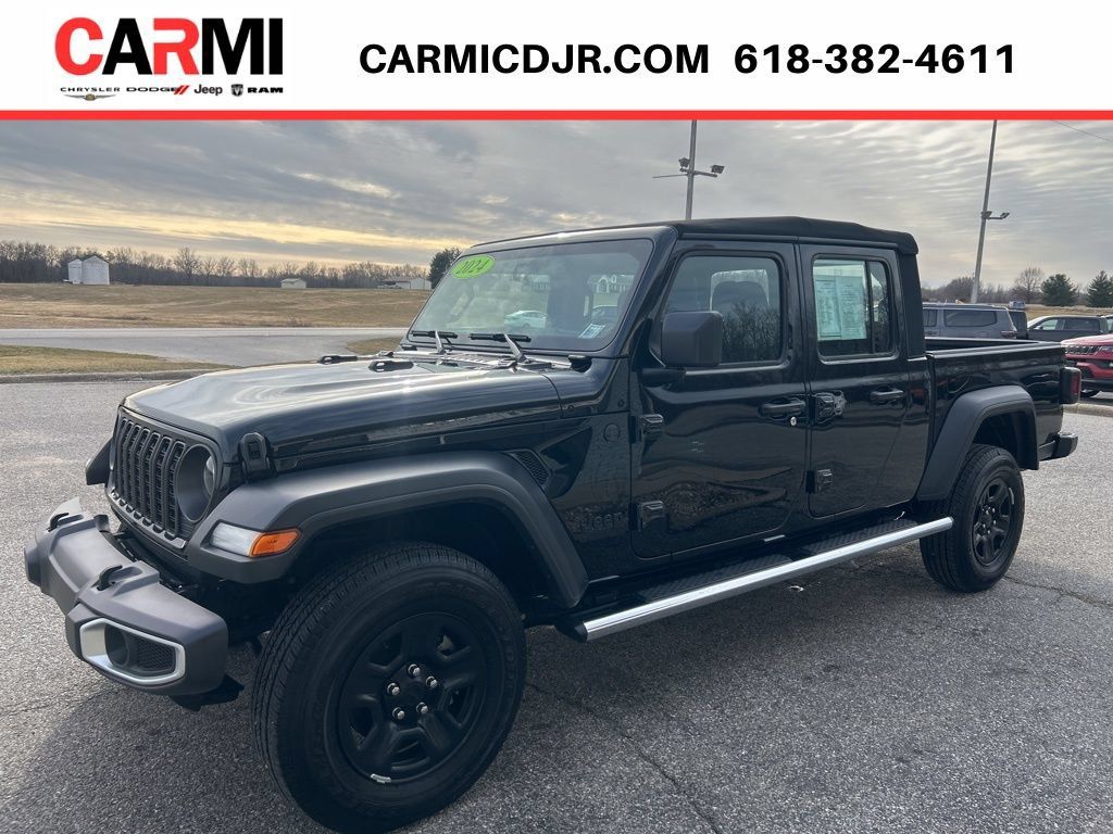 Used 2024 Jeep Gladiator Sport AWD/4WD image 3