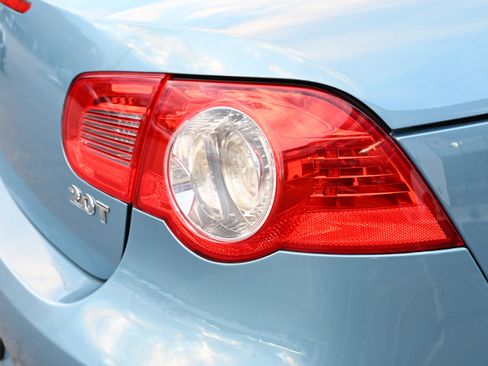 Used 2007 Volkswagen Eos 2.0T image 32