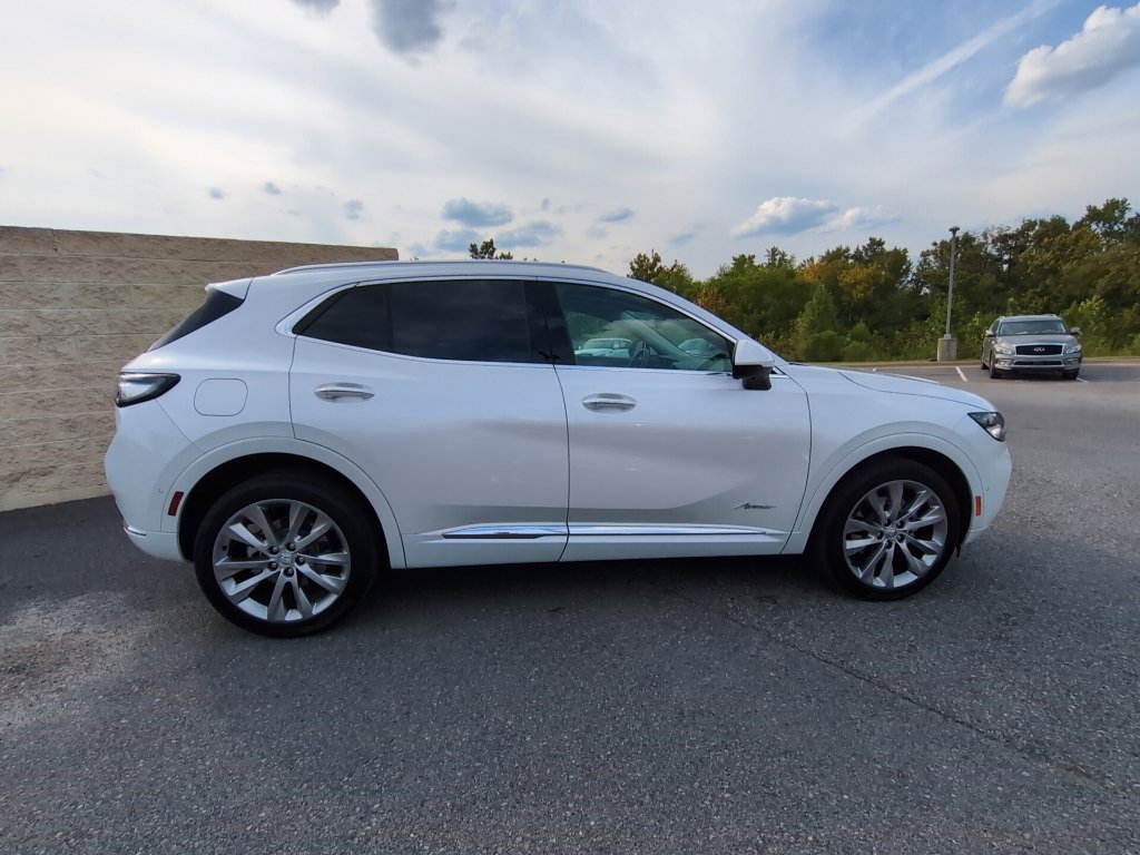 Used 2023 Buick Envision Avenir AWD/4WD image 3
