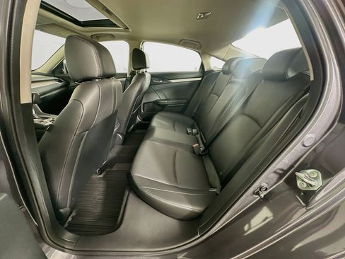 Used 2018 Honda Civic EX-L image 27