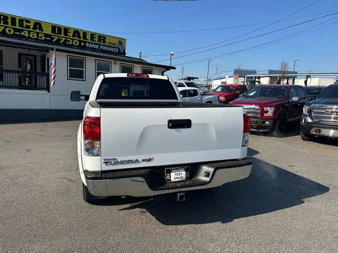 Used 2012 Toyota Tundra SR5 w/ SR5 Pkg image 7